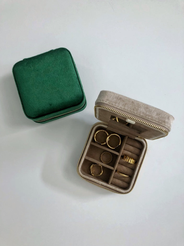 Mckenna leather small hot sale travel jewelry case