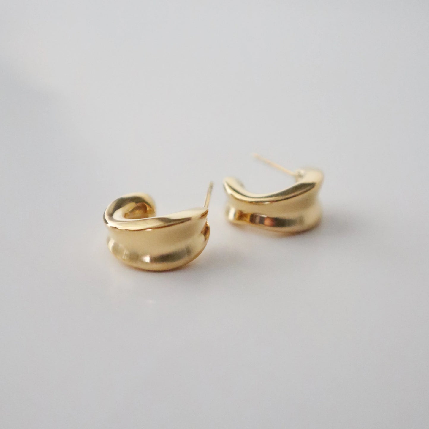 Sylvie Hoops | Everyday Hoop Earrings