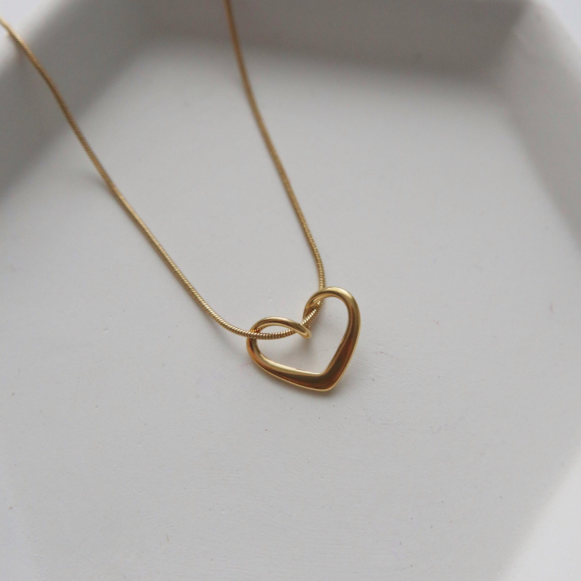 Heart Necklace - JESSA JEWELRY | GOLD JEWELRY; dainty, affordable gold everyday jewelry. Tarnish free, water-resistant, hypoallergenic. Jewelry for everyday wear