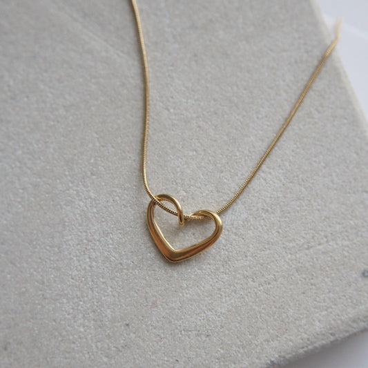 Heart Necklace - JESSA JEWELRY | GOLD JEWELRY; dainty, affordable gold everyday jewelry. Tarnish free, water-resistant, hypoallergenic. Jewelry for everyday wear