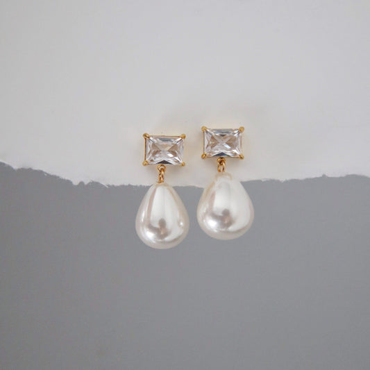 June Earrings | Elegant Pearl Earrings - JESSA JEWELRY | GOLD JEWELRY; dainty, affordable gold everyday jewelry. Tarnish free, water-resistant, hypoallergenic. Jewelry for everyday wear