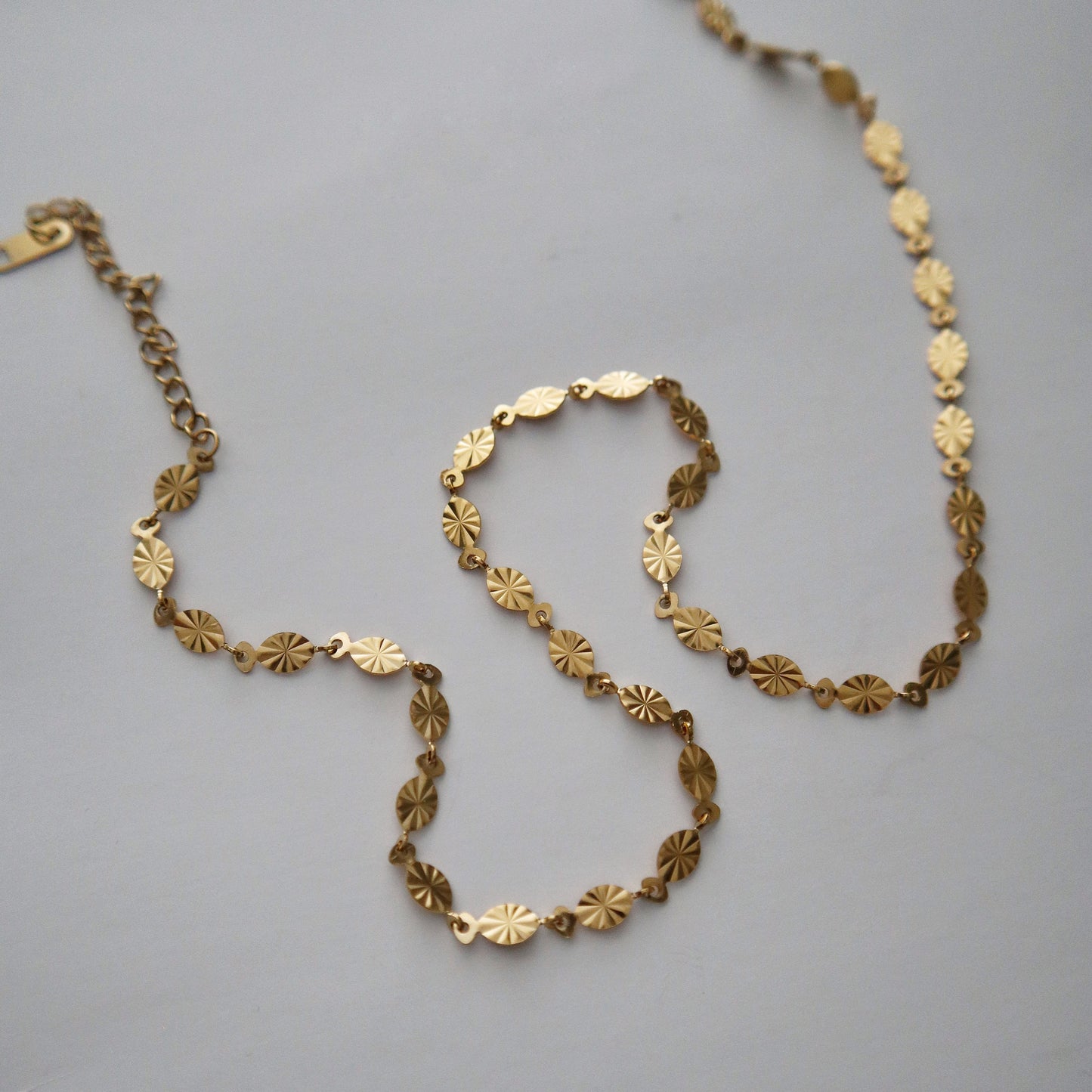 Glisten Chain Necklace