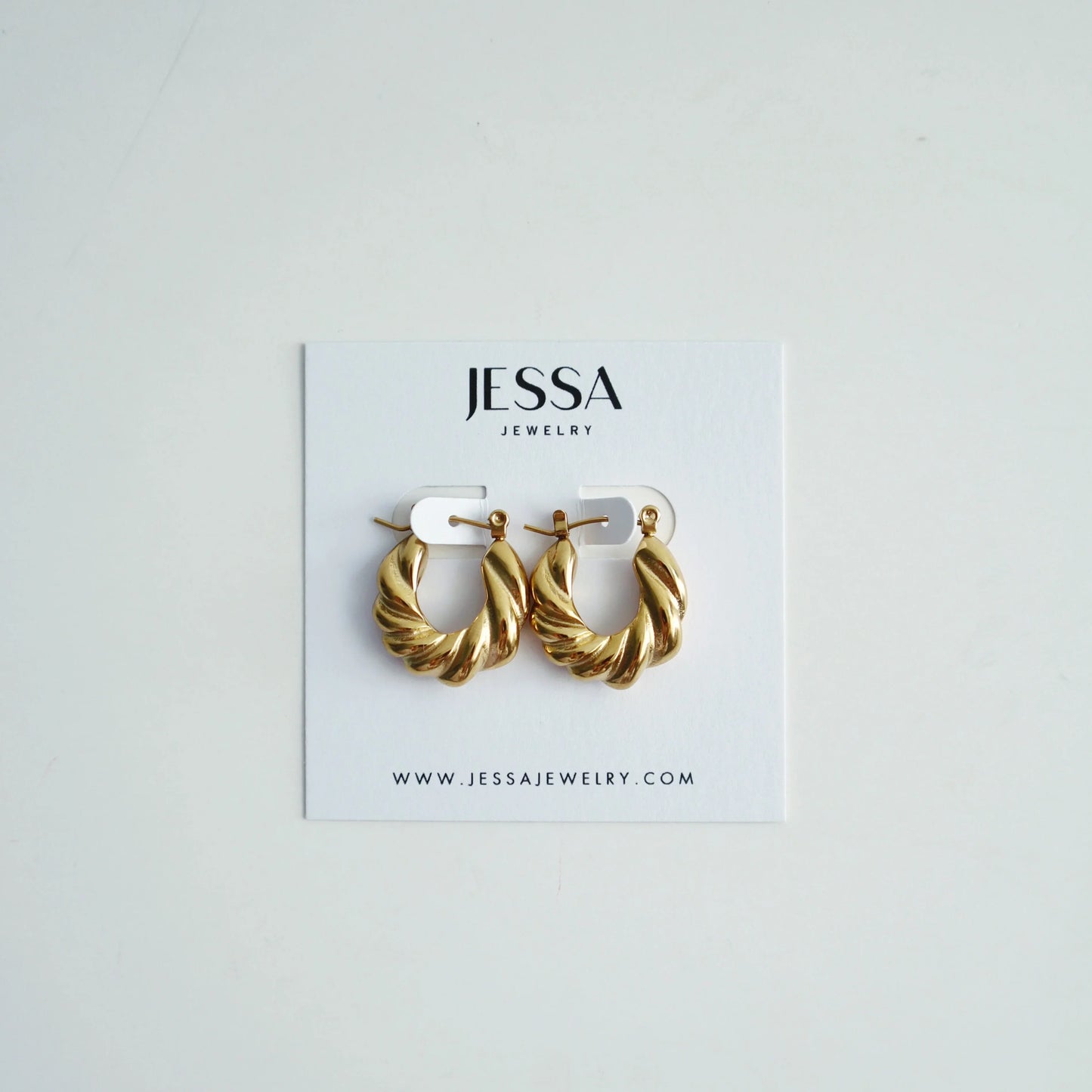 Karina Hoops