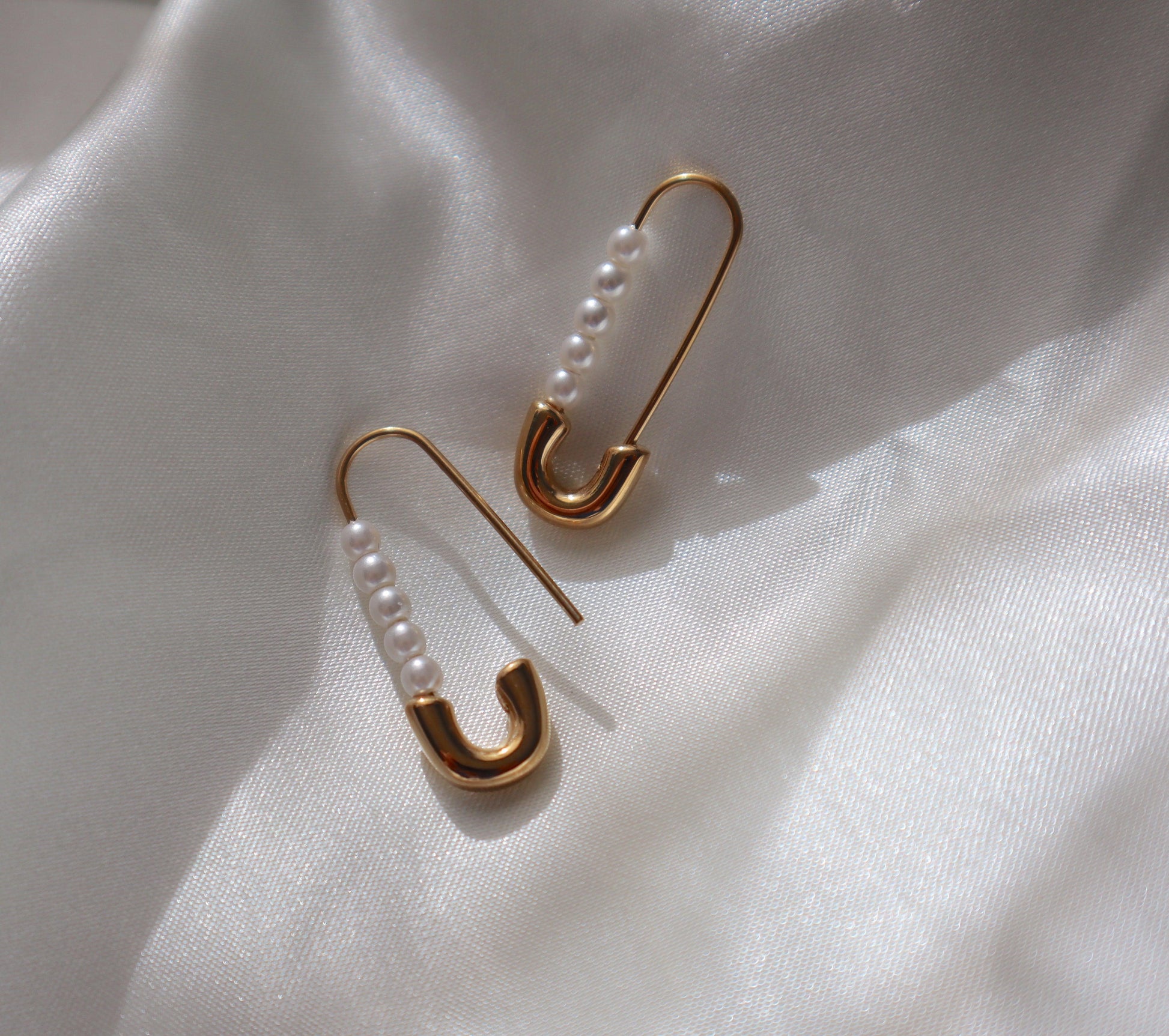 Safety Pin Earrings - JESSA JEWELRY | GOLD JEWELRY; dainty, affordable gold everyday jewelry. Tarnish free, water-resistant, hypoallergenic. Jewelry for everyday wear