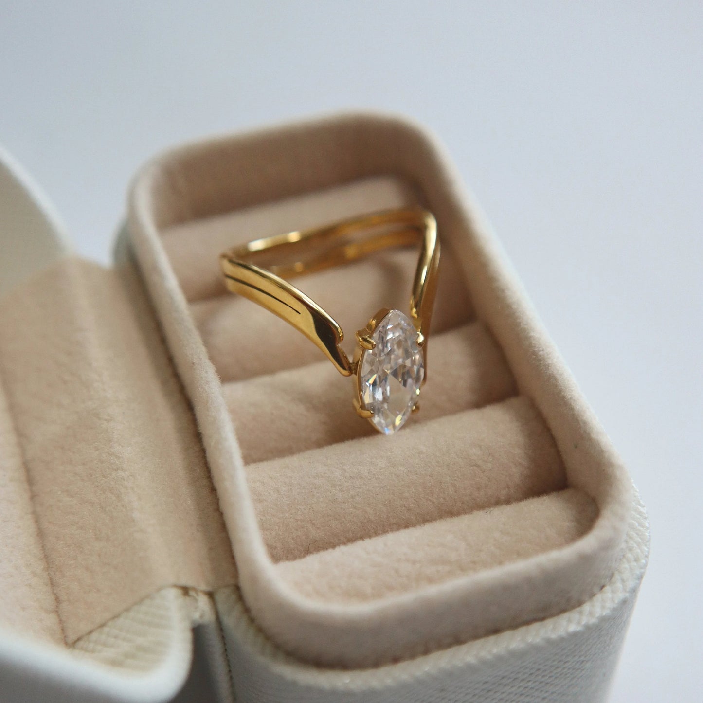 Elena Ring | V Marquise Ring