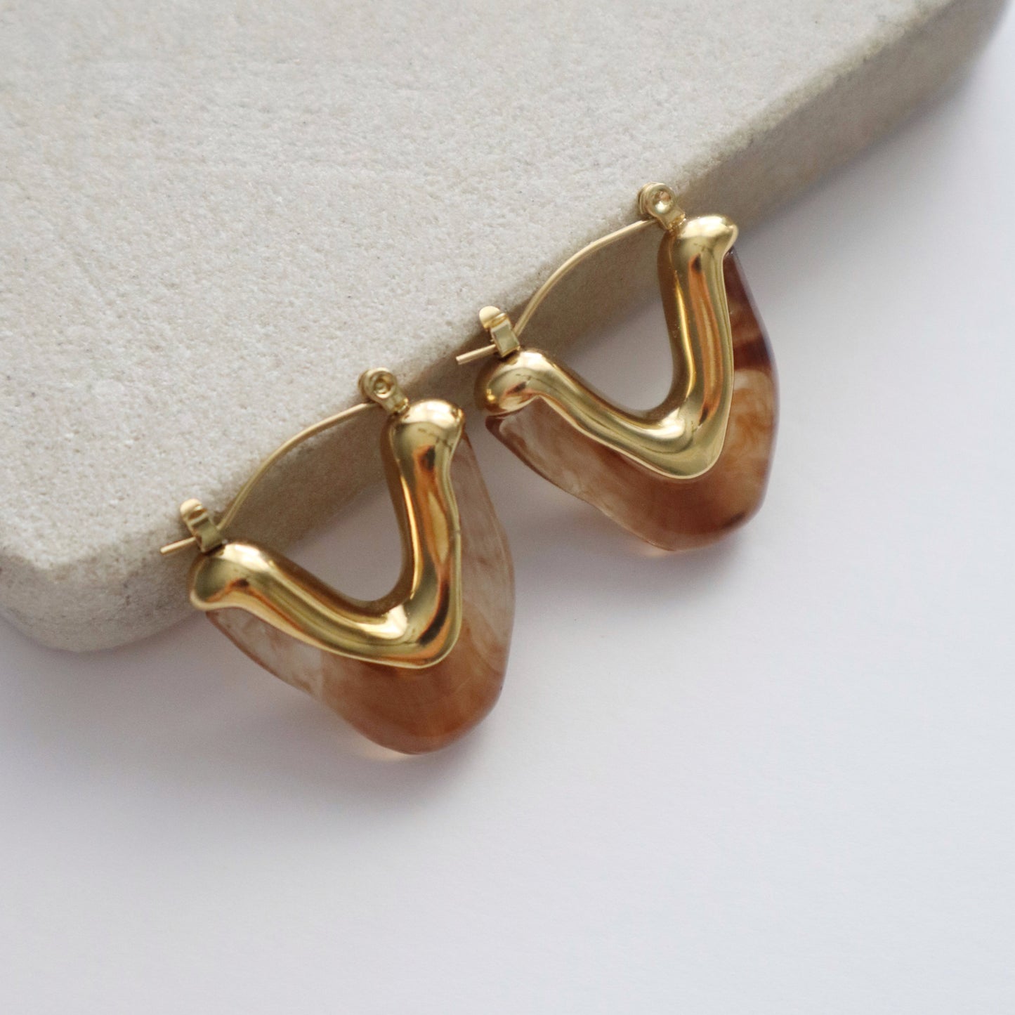 Tori Acrylic Tortoise Hoops