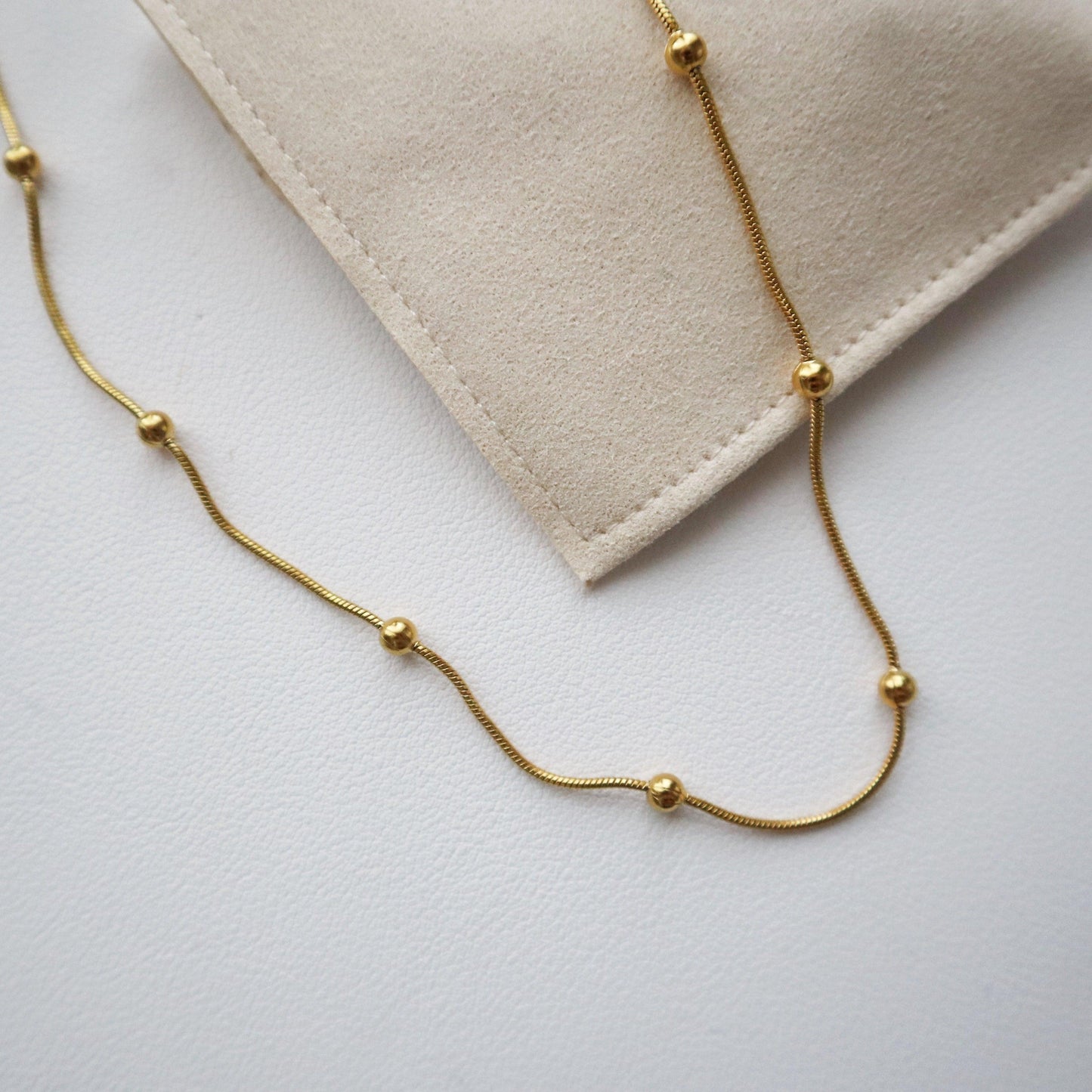 Satellite Choker Necklace - JESSA JEWELRY | GOLD JEWELRY; dainty, affordable gold everyday jewelry. Tarnish free, water-resistant, hypoallergenic. Jewelry for everyday wear