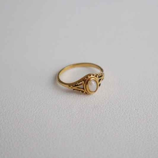 Vintage Pearl Ring - JESSA JEWELRY | GOLD JEWELRY; dainty, affordable gold everyday jewelry. Tarnish free, water-resistant, hypoallergenic. Jewelry for everyday wear