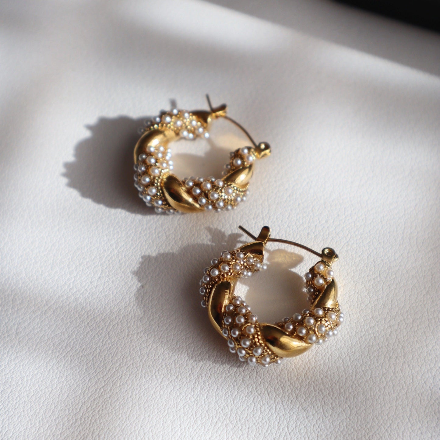 Nolita Hoops | Pearl Gold Twisted Hoops - JESSA JEWELRY | GOLD JEWELRY; dainty, affordable gold everyday jewelry. Tarnish free, water-resistant, hypoallergenic. Jewelry for everyday wear