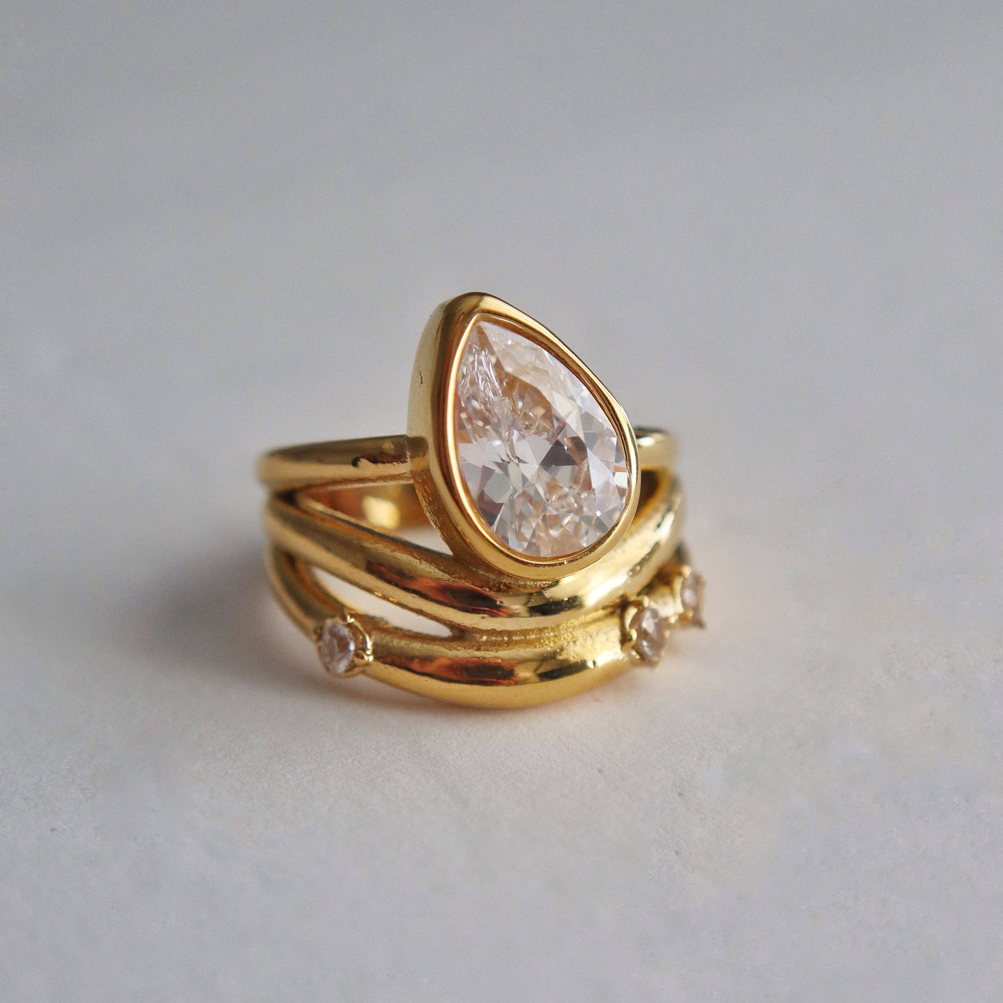 Sol Ring | Statement Zirconia Ring