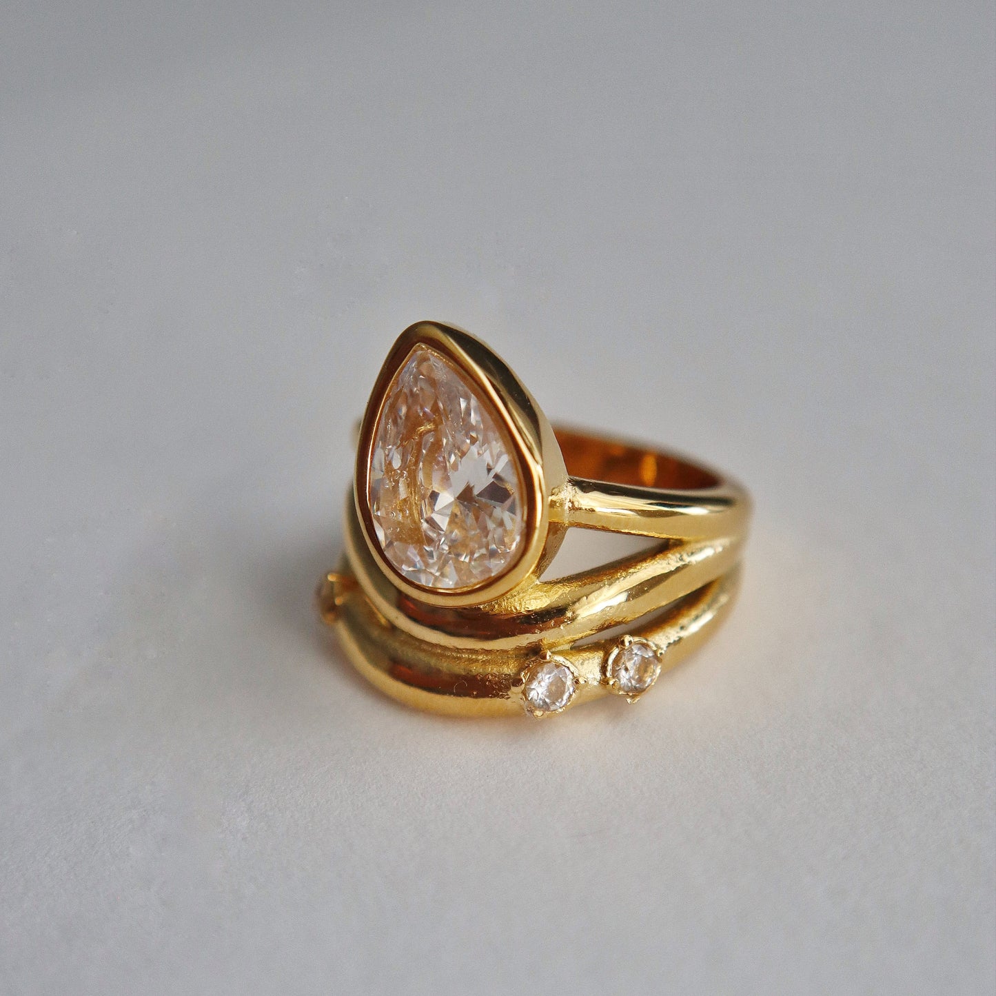 Sol Ring | Statement Zirconia Ring