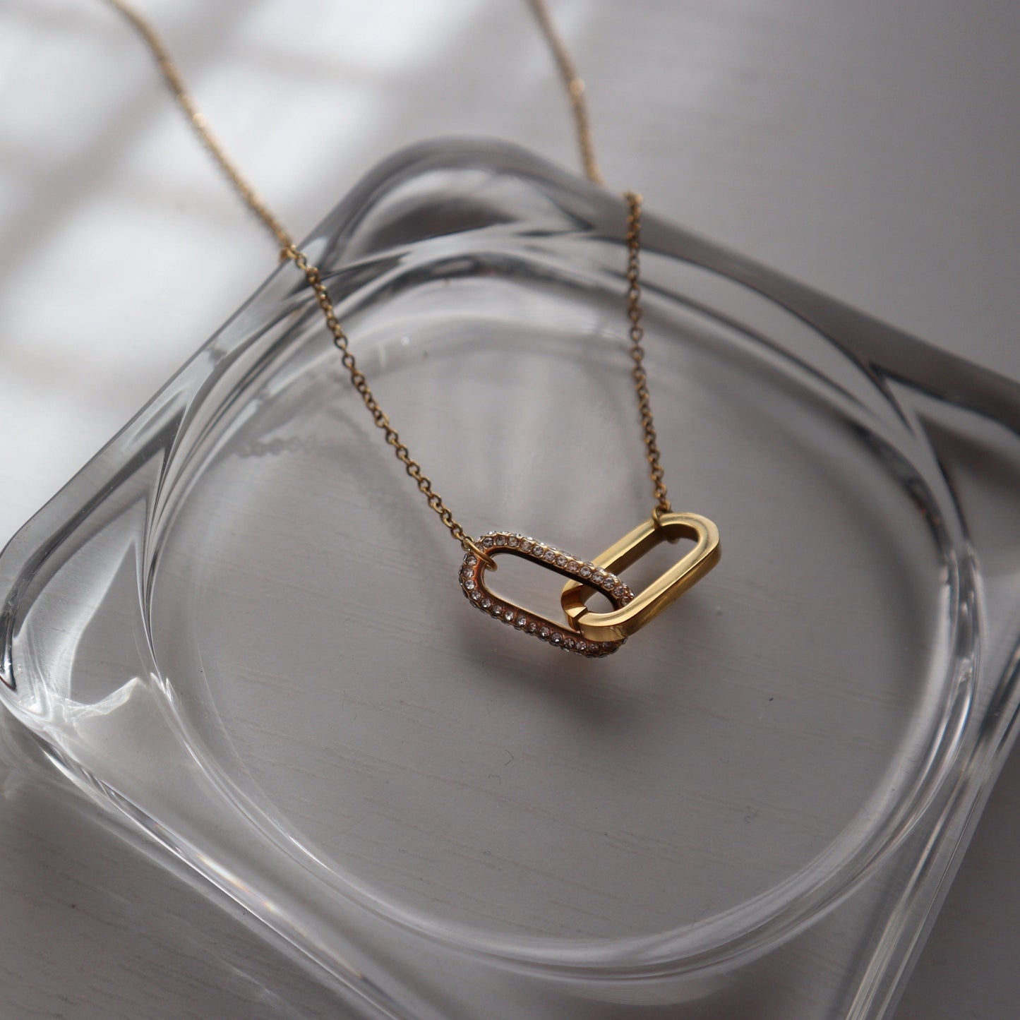 Linked Necklace - JESSA JEWELRY | GOLD JEWELRY; dainty, affordable gold everyday jewelry. Tarnish free, water-resistant, hypoallergenic. Jewelry for everyday wear