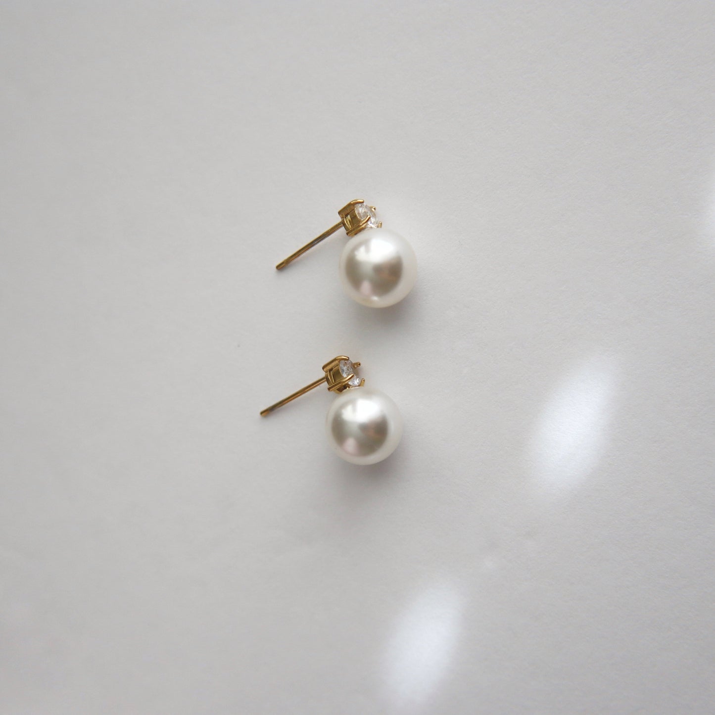 Kelly Pearl Studs