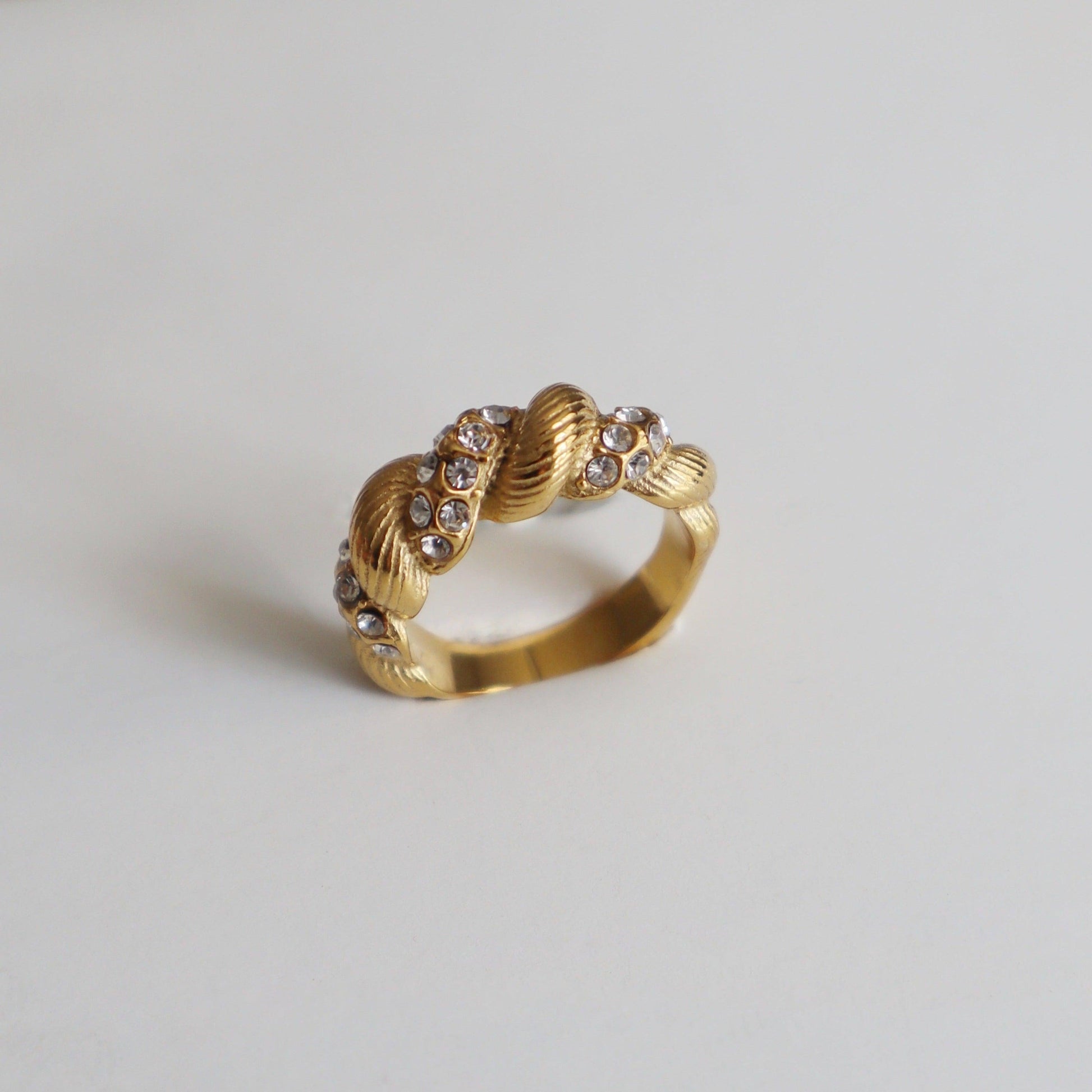Ari Ring | Twisted Ring - JESSA JEWELRY | GOLD JEWELRY; dainty, affordable gold everyday jewelry. Tarnish free, water-resistant, hypoallergenic. Jewelry for everyday wear