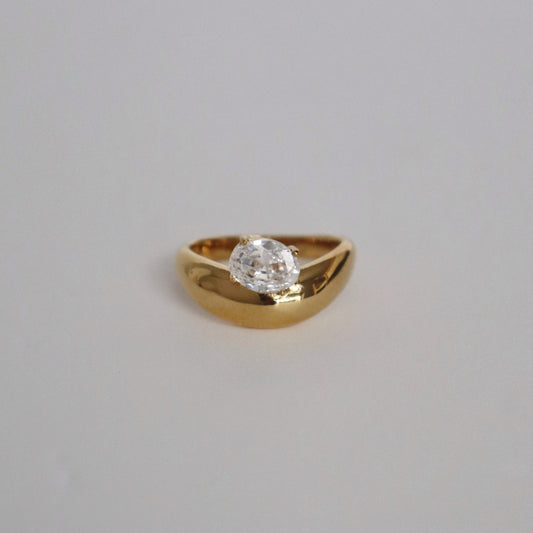 Noelle Curve Ring
