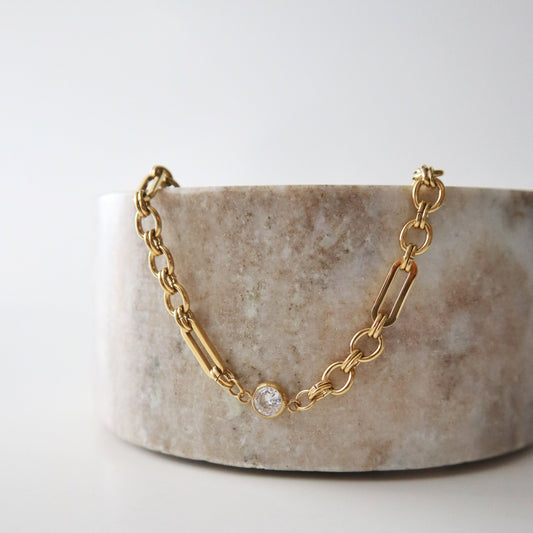 Solenne Chain Necklace | CZ Bezel Necklace
