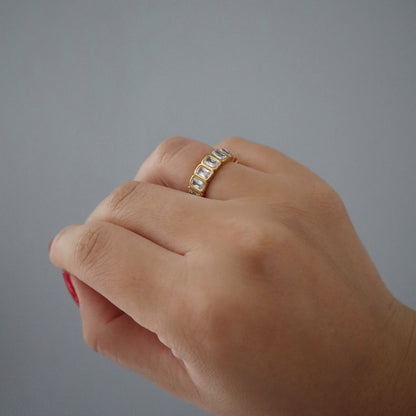 Jani Ring | Eternity Gold Ring
