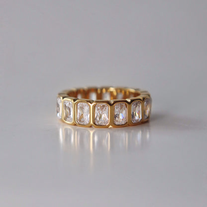 Jani Ring | Eternity Gold Ring