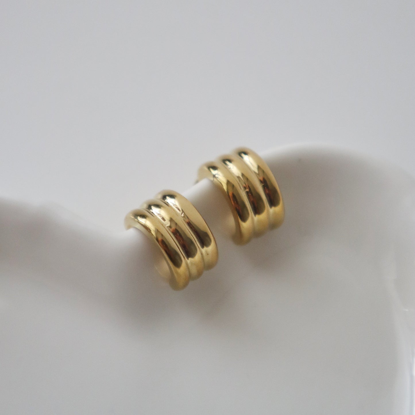 Connie Hoops | Lightweight Everyday Gold Hoops
