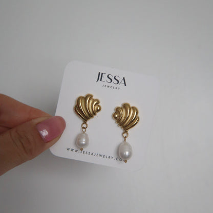 Seashell Pearl Earrings | Dangle Earrings