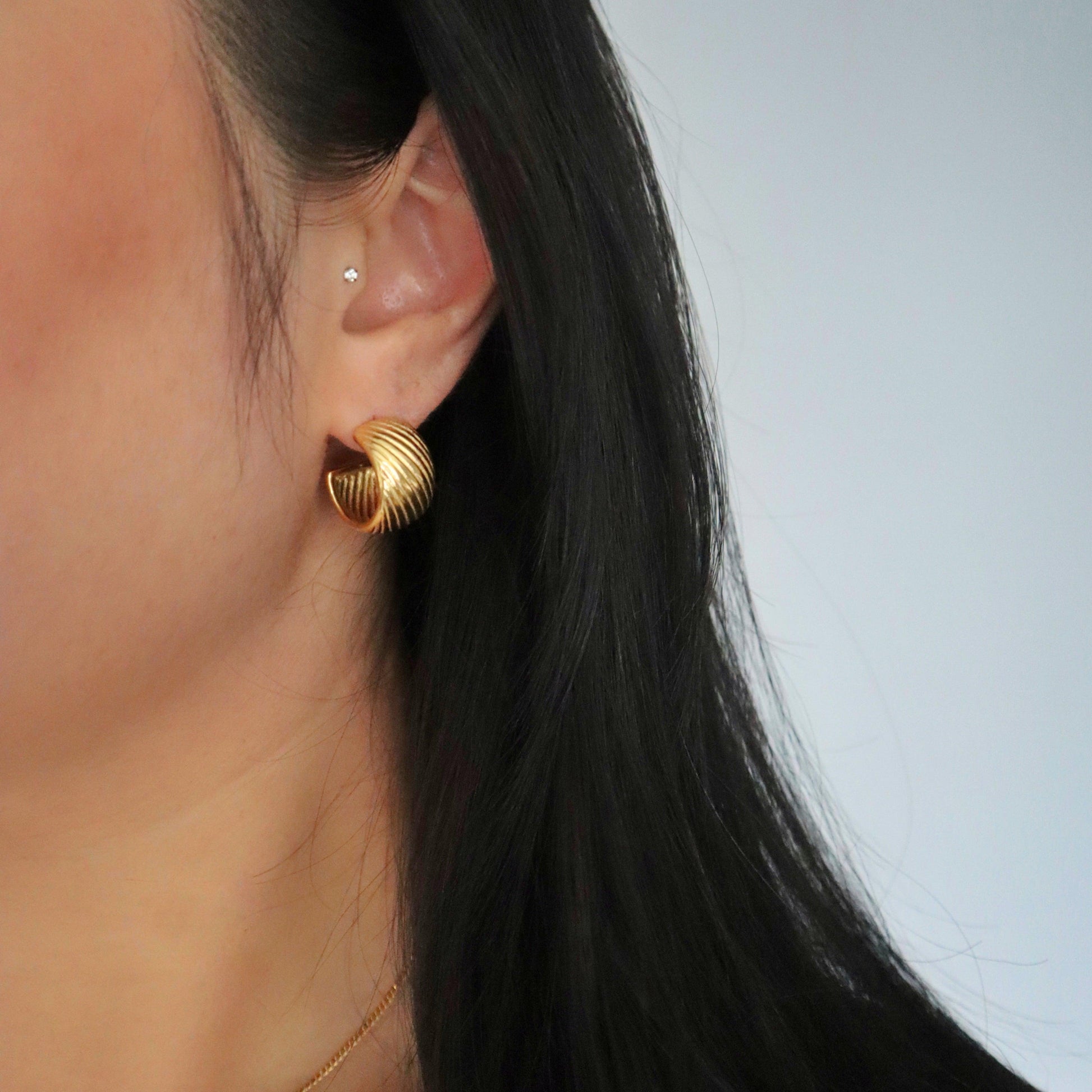 Cali Hoops | Bold Chunky Hoops - JESSA JEWELRY | GOLD JEWELRY; dainty, affordable gold everyday jewelry. Tarnish free, water-resistant, hypoallergenic. Jewelry for everyday wear