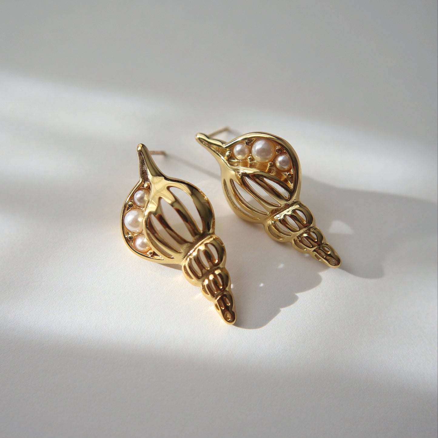 Pearl Conch Shell Earrings
