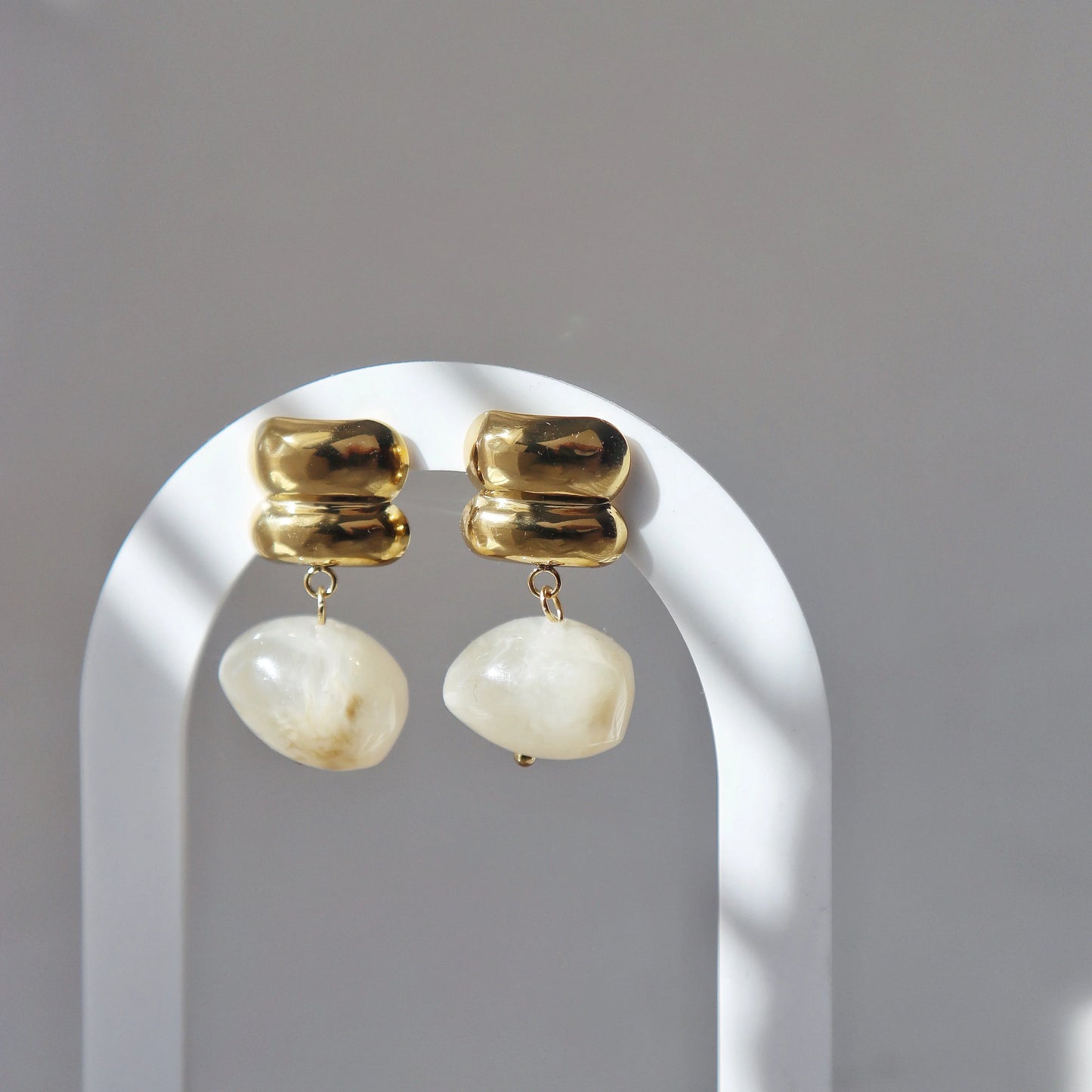 Elle Drop Earrings