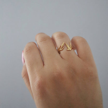 Leaf Dove Ring | Adjustable Dainty Ring