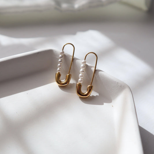 Pearl Safety Pin Earrings - JESSA JEWELRY | GOLD JEWELRY; dainty, affordable gold everyday jewelry. Tarnish free, water-resistant, hypoallergenic. Jewelry for everyday wear