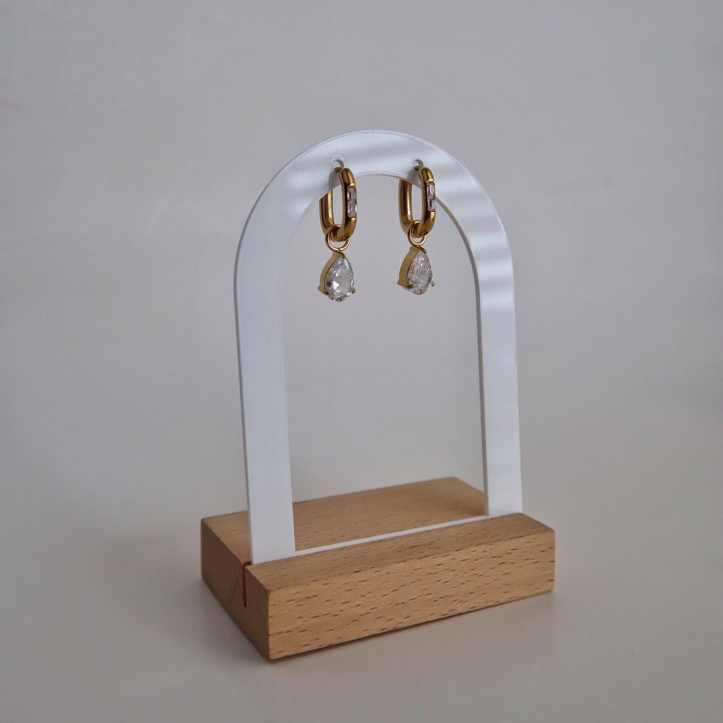 Ellie Teardrop Hoops | Elegant Drop Earrings