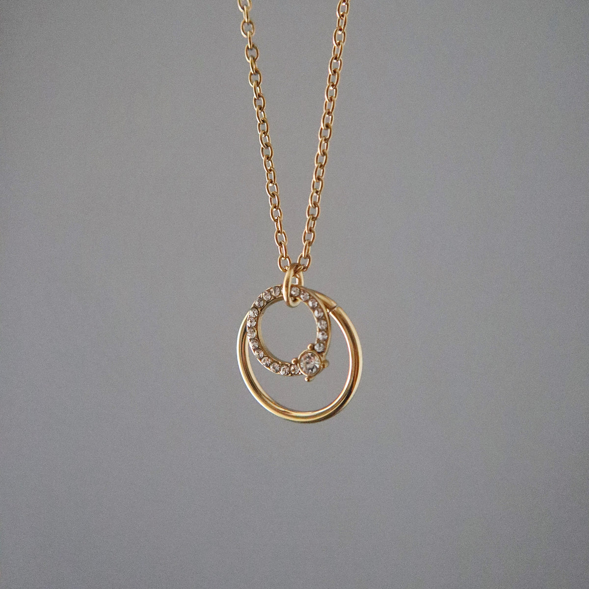 Soleil Circle Necklace | Everyday Necklace