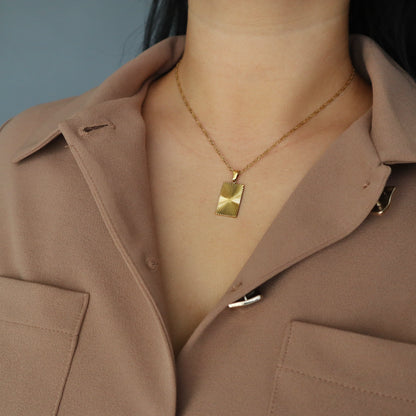 Celeste Necklace | Pendant Necklace