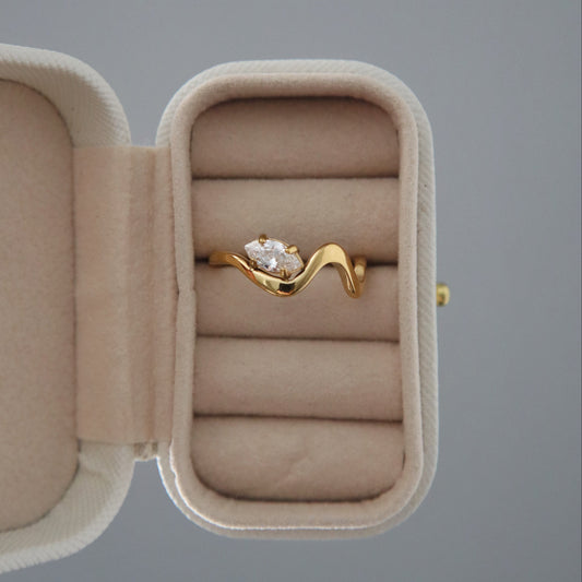 Gia Wave Ring