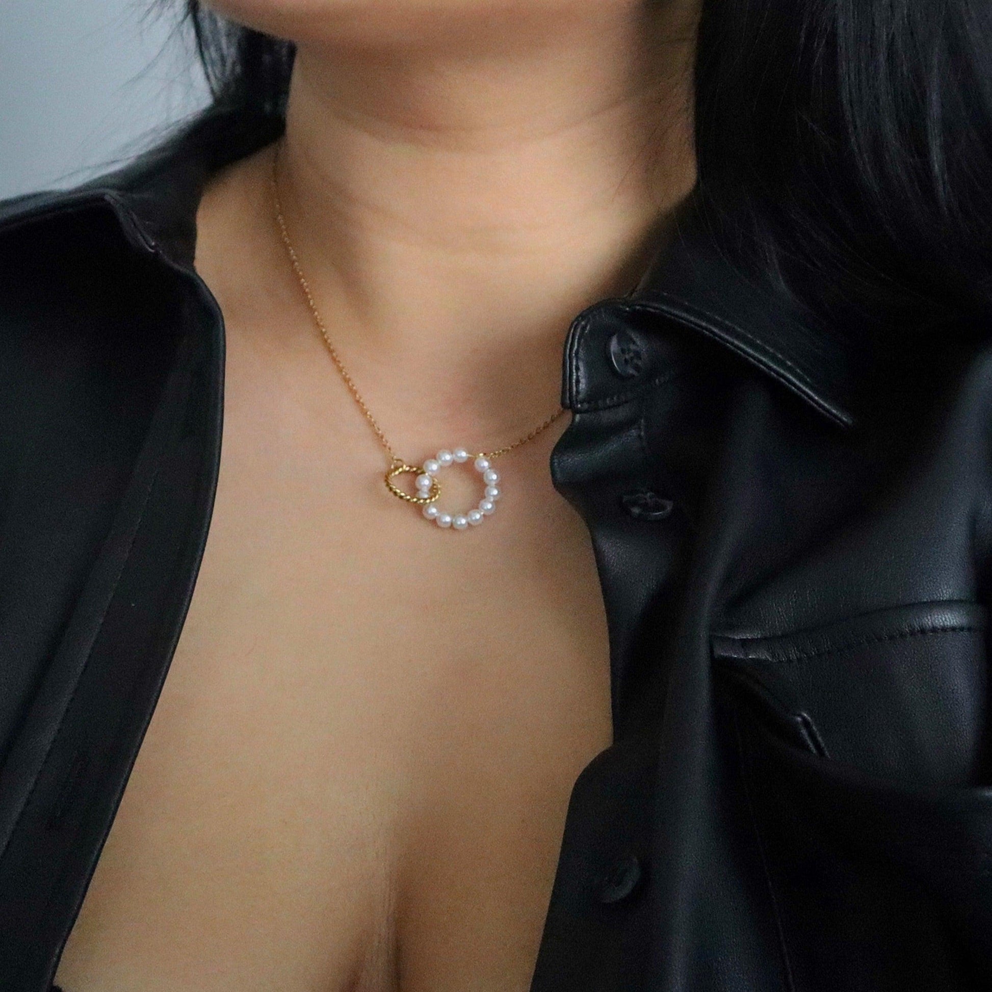 Pearl Interlocking Necklace - JESSA JEWELRY | GOLD JEWELRY; dainty, affordable gold everyday jewelry. Tarnish free, water-resistant, hypoallergenic. Jewelry for everyday wear
