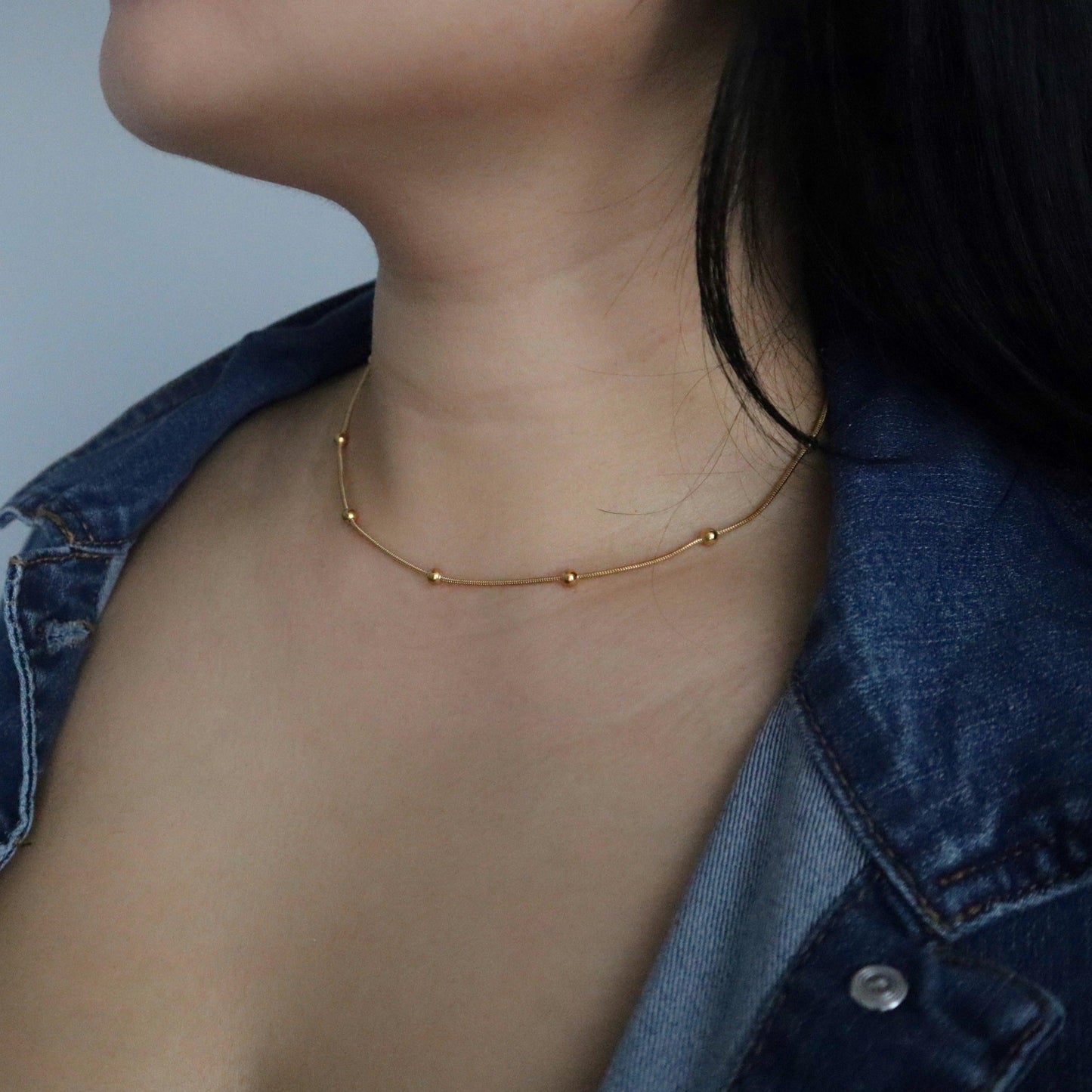 Satellite Choker Necklace - JESSA JEWELRY | GOLD JEWELRY; dainty, affordable gold everyday jewelry. Tarnish free, water-resistant, hypoallergenic. Jewelry for everyday wear