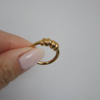 Lydia Twist Ring - JESSA JEWELRY | GOLD JEWELRY; dainty, affordable gold everyday jewelry. Tarnish free, water-resistant, hypoallergenic. Jewelry for everyday wear