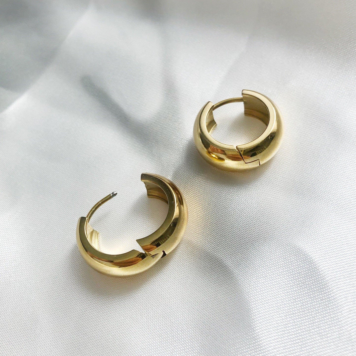 Caia Chunky Hoops - JESSA JEWELRY | GOLD JEWELRY; dainty, affordable gold everyday jewelry. Tarnish free, water-resistant, hypoallergenic. Jewelry for everyday wear
